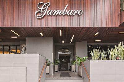 گامبارو هتل