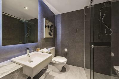 گامبارو هتل