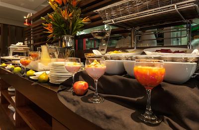 93 لوکسوری سویتز