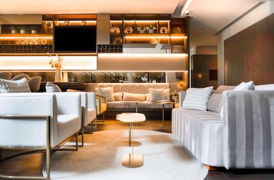 93 لوکسوری سویتز