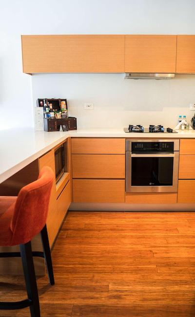 93 لوکسوری سویتز