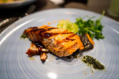 93 لوکسوری سویتز