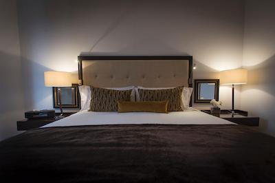 93 لوکسوری سویتز