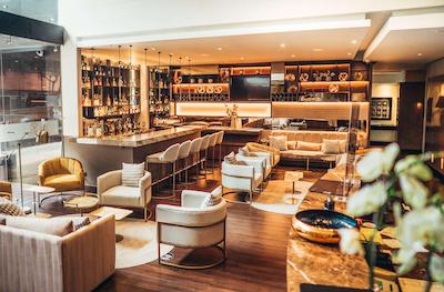 93 لوکسوری سویتز