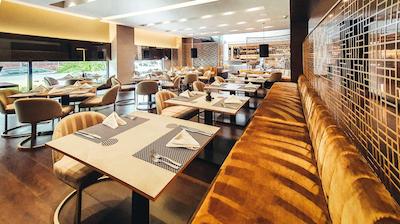 93 لوکسوری سویتز