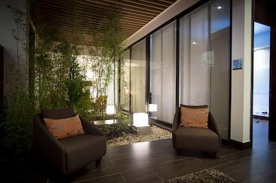 93 لوکسوری سویتز