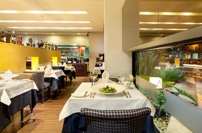 93 لوکسوری سویتز