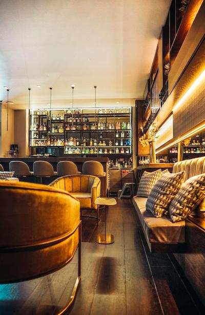 93 لوکسوری سویتز