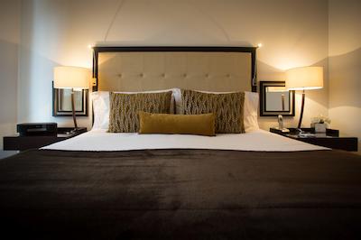 93 لوکسوری سویتز