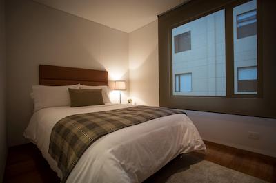 93 لوکسوری سویتز