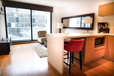 93 لوکسوری سویتز