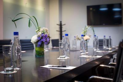 93 لوکسوری سویتز