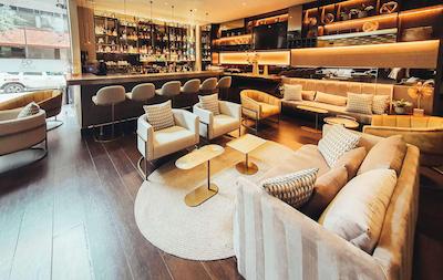 93 لوکسوری سویتز