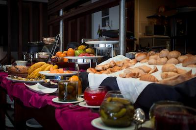 93 لوکسوری سویتز