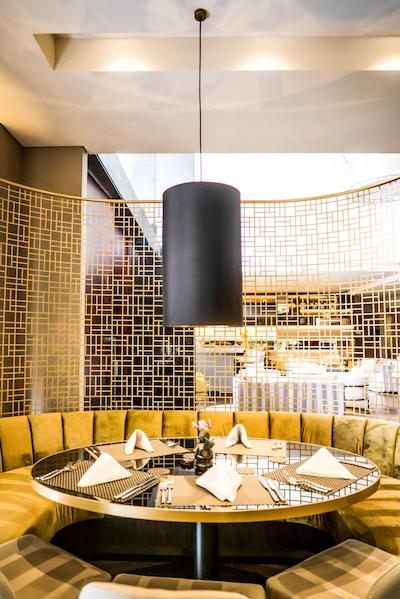 93 لوکسوری سویتز