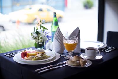 93 لوکسوری سویتز