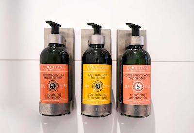 93 لوکسوری سویتز