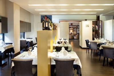 93 لوکسوری سویتز