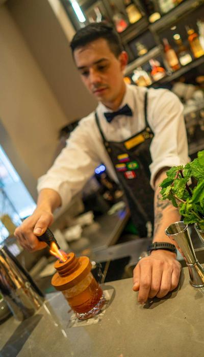 93 لوکسوری سویتز