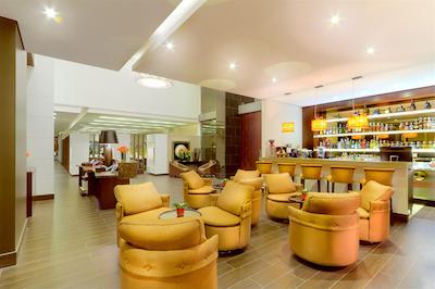 93 لوکسوری سویتز