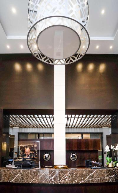 93 لوکسوری سویتز