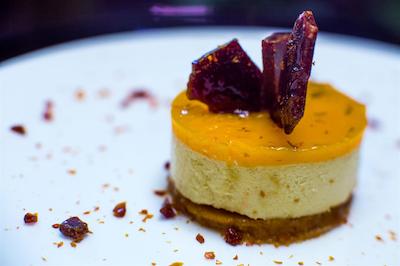 93 لوکسوری سویتز