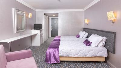 کاپریس بیچ هتل