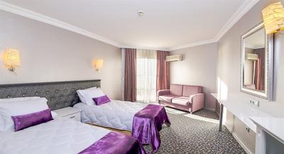 کاپریس بیچ هتل