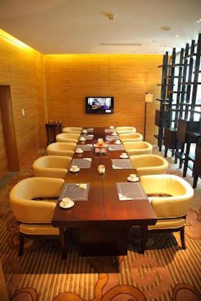 شانگهای هانگچائو ایرپورت هتل