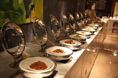 شانگهای هانگچائو ایرپورت هتل