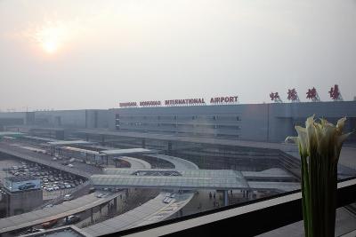 شانگهای هانگچائو ایرپورت هتل