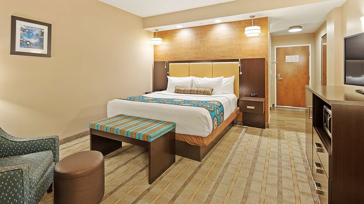 Best Western Plus Miami Executive Airport Hotel and Suites