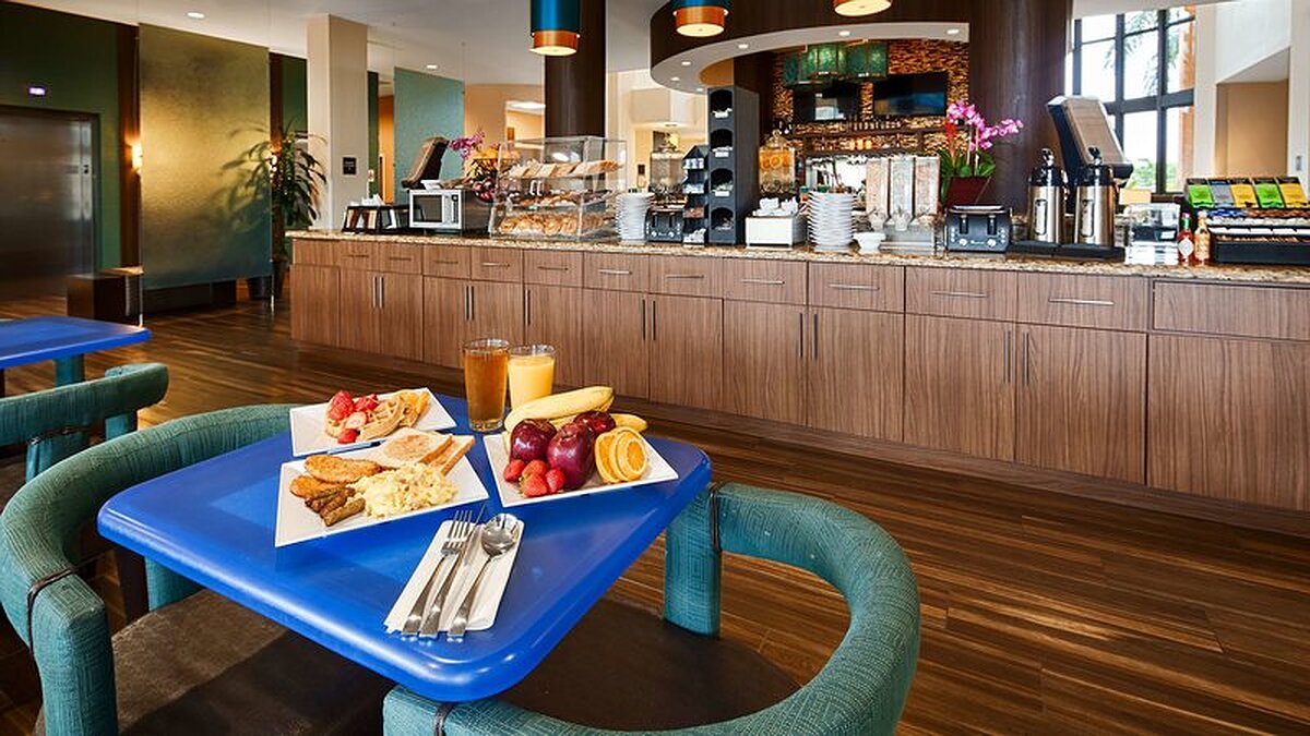 Best Western Plus Miami Executive Airport Hotel and Suites