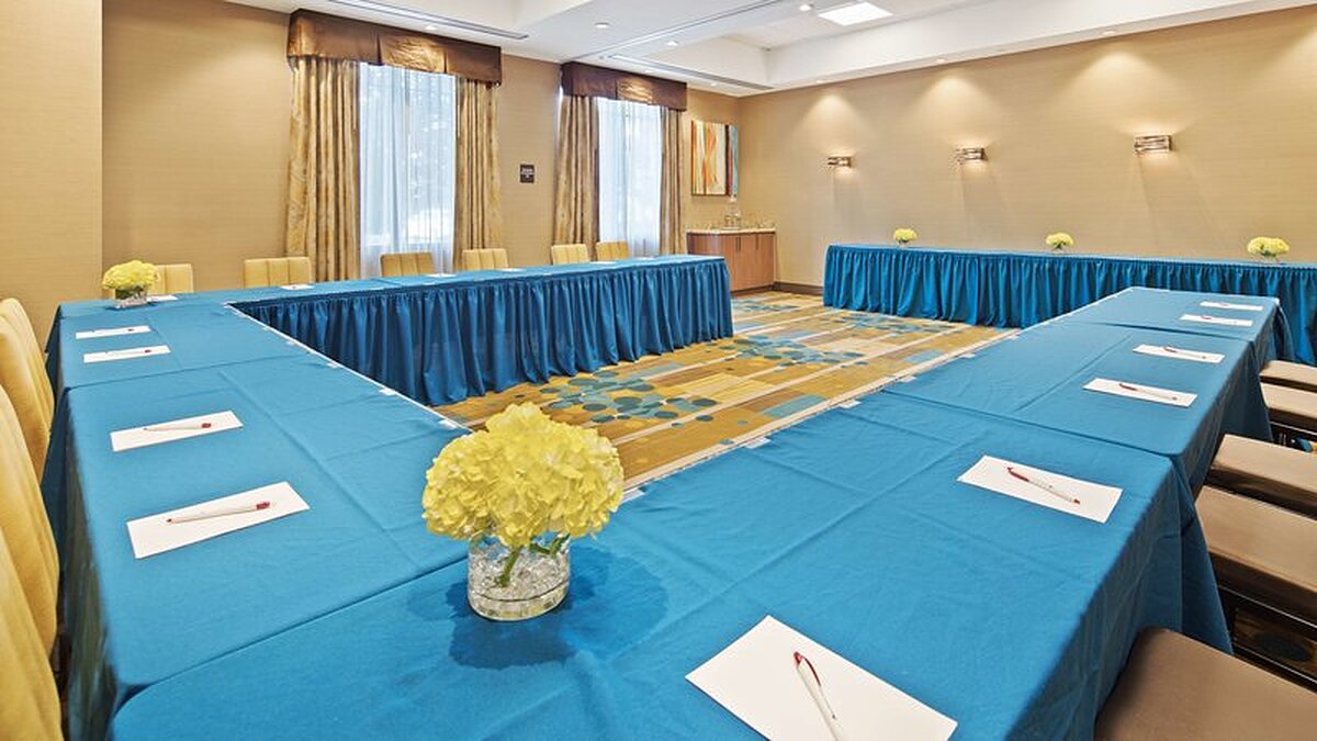 Best Western Plus Miami Executive Airport Hotel and Suites