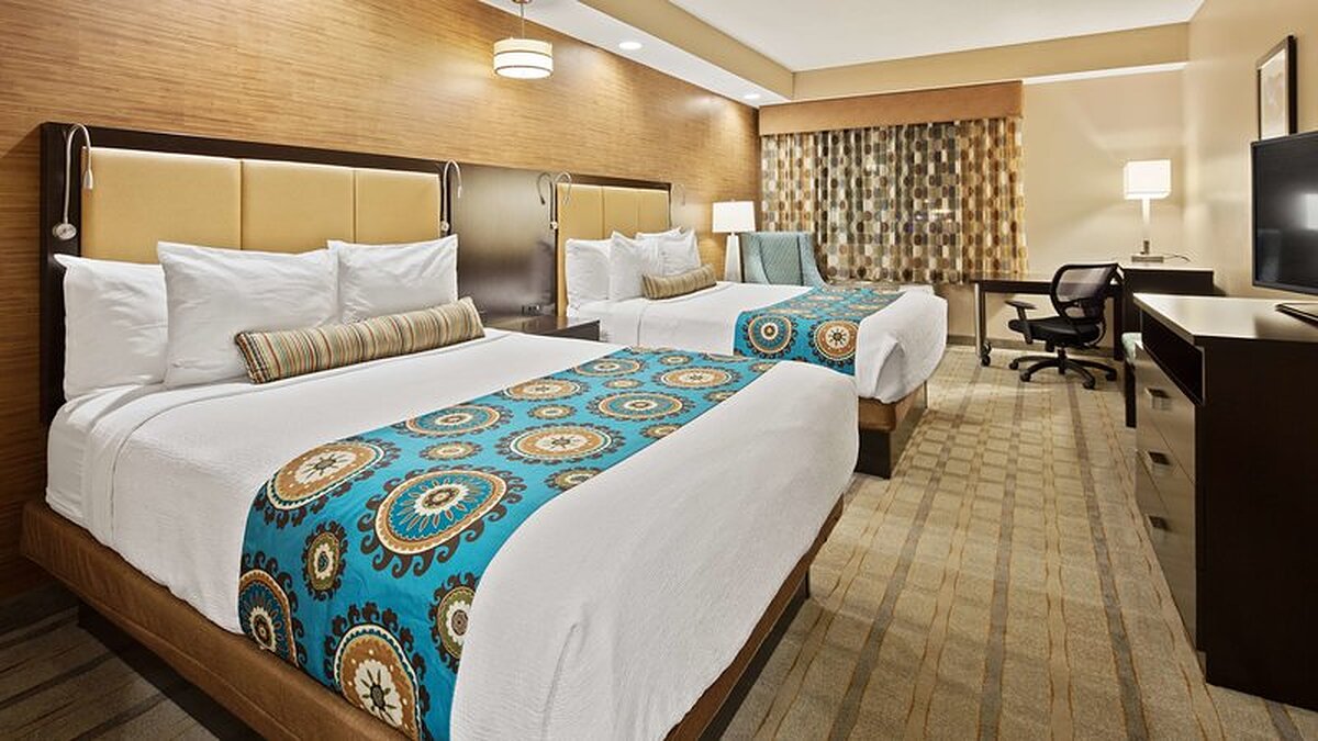 Best Western Plus Miami Executive Airport Hotel and Suites