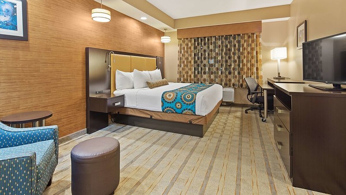 Best Western Plus Miami Executive Airport Hotel and Suites