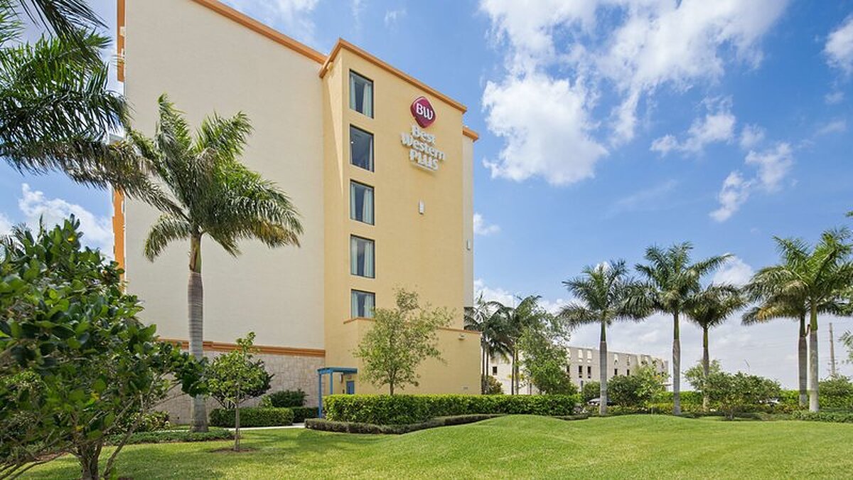 Best Western Plus Miami Executive Airport Hotel and Suites