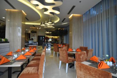 گپ مگا کونینگان