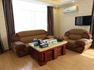 گرینتری این گوانگدنگ هویزهو اسود ریلو استیشن دانشوی رنمین راد بوسینز هتل