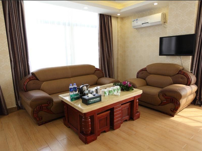 گرینتری این گوانگدنگ هویزهو اسود ریلو استیشن دانشوی رنمین راد بوسینز هتل
