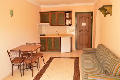 ایسلا اپارت