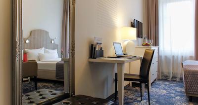 بست وسترن هتل ویا رجیا