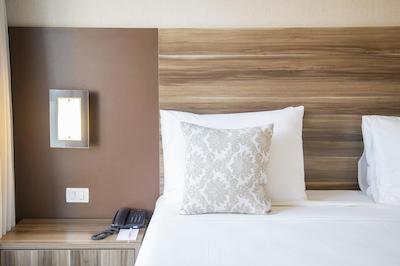 رامادا هتل امریکانا