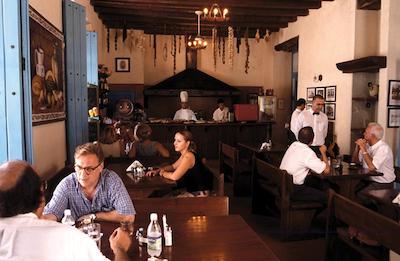 هتل ال کمندادر