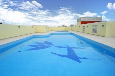 هالمارک کرون هتل