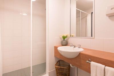 کرال تری این