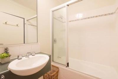 کرال تری این