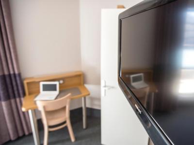 ب اند ب هتل پاریز پرت دز لیلاز