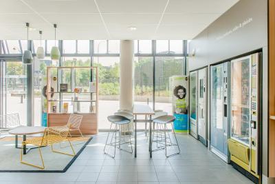 ب اند ب هتل پاریز پرت دز لیلاز