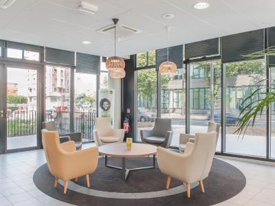 ب اند ب هتل پاریز پرت دز لیلاز